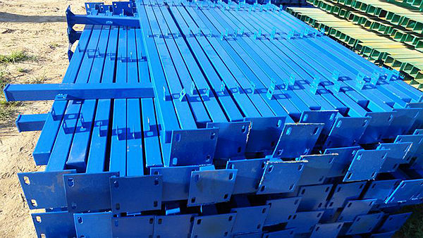 南京護(hù)欄網(wǎng)立柱.jpg 南京護(hù)欄網(wǎng)立柱.jpg