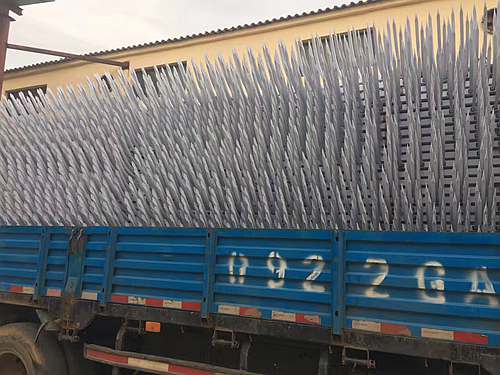 ���M�U�\��o(h��)��